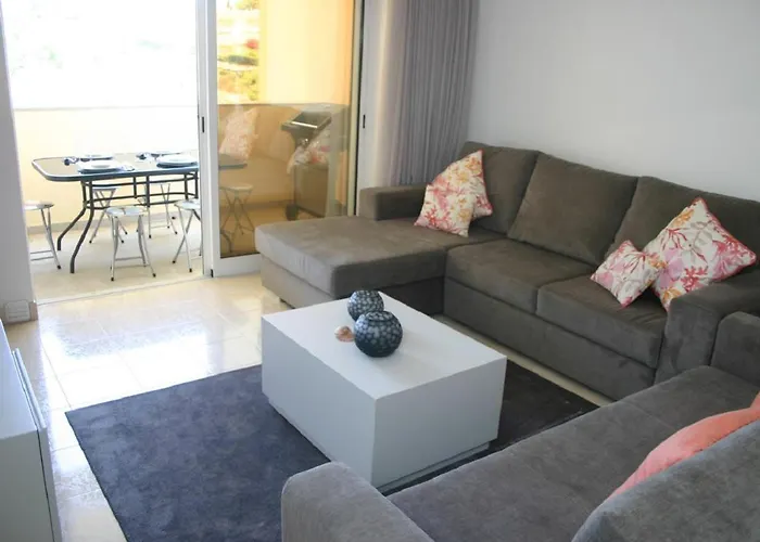Apartament Luminoso Urb. Quinta Palmeiras Porches (Algarve)